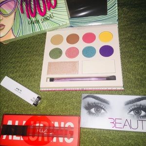 Make up bundle